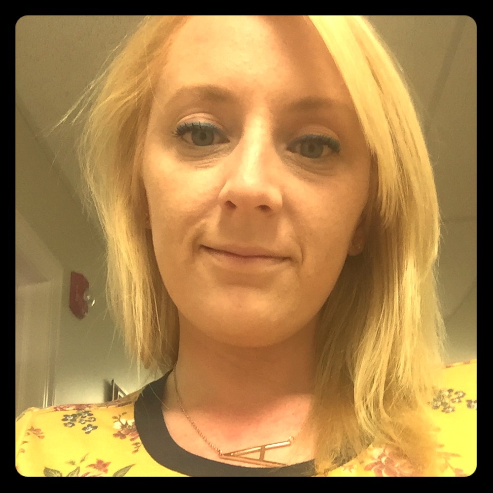 Meet your Posher, Ashley